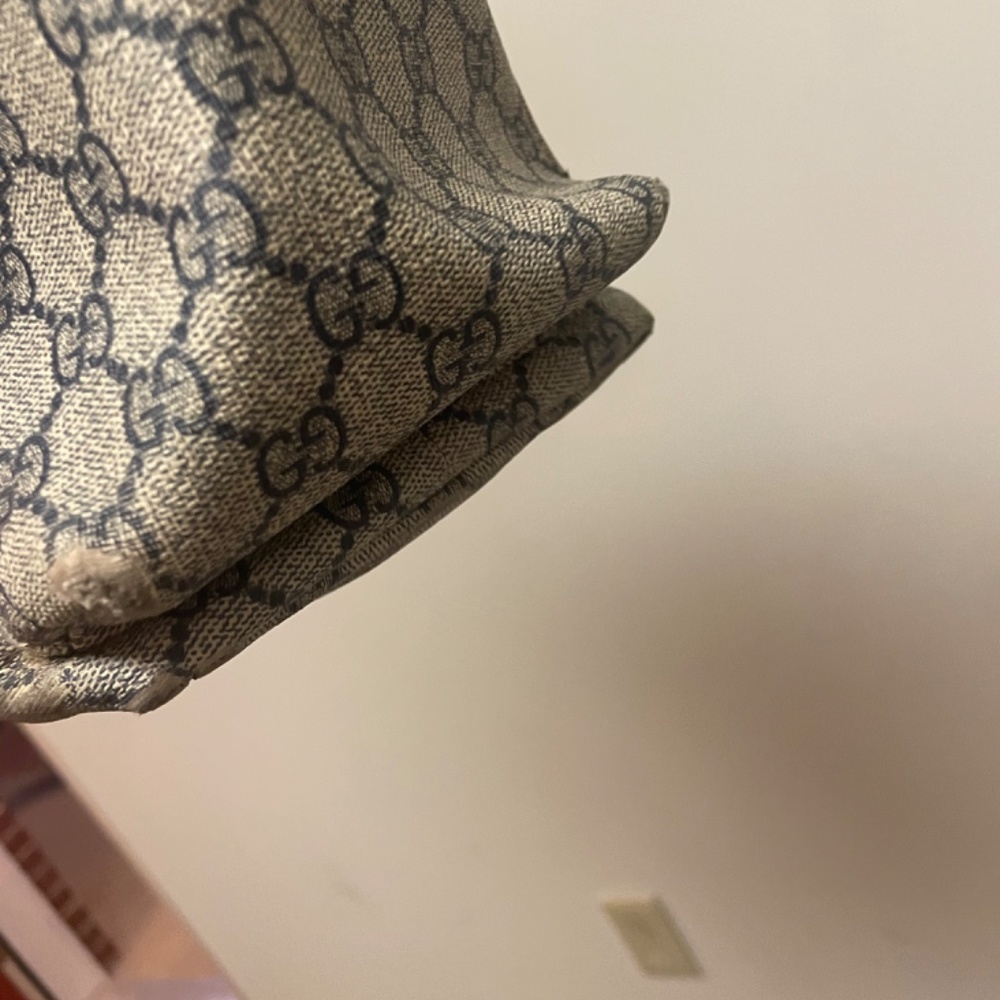 Gucci baby diaper bag - Picture 2 of 4